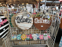 Load image into Gallery viewer, Welcome “shiplap” door hanger for interchangeable attachments