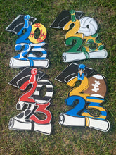 Load image into Gallery viewer, Graduation door hanger personalized