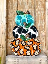 Load image into Gallery viewer, Stacked pumpkins door hanger
