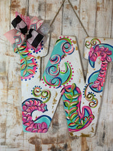 Load image into Gallery viewer, Spring paisley Single letter door hanger
